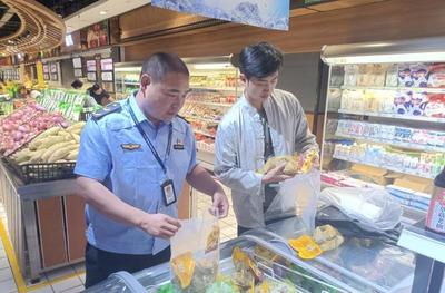 濃情端午“粽”相隨，食品安全最“粽”要——縣市場監管開展端午節前粽子專項抽檢與咨詢服務